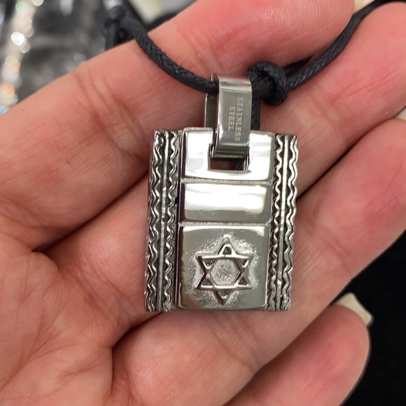 Stainless Steel Star of David Jewish Necklace - Picture 1 of 8